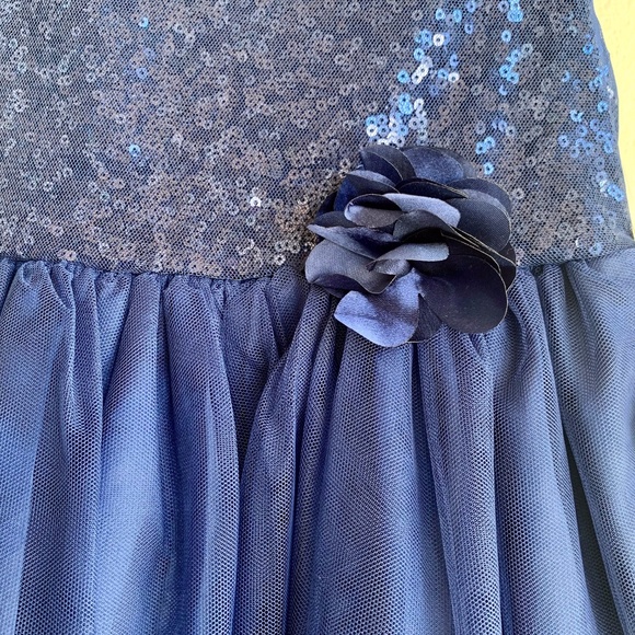 4 ever Free Deep Blue Tulle Dress with Sequins and Bow detail SIZE 4 NWT - Picture 3 of 7